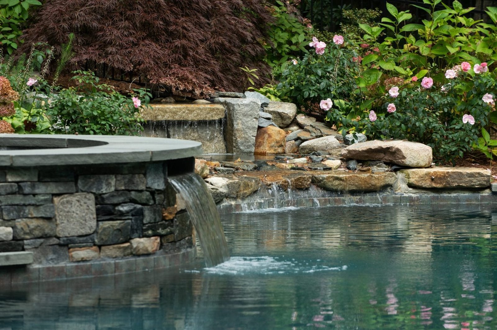 fountain with bricks design